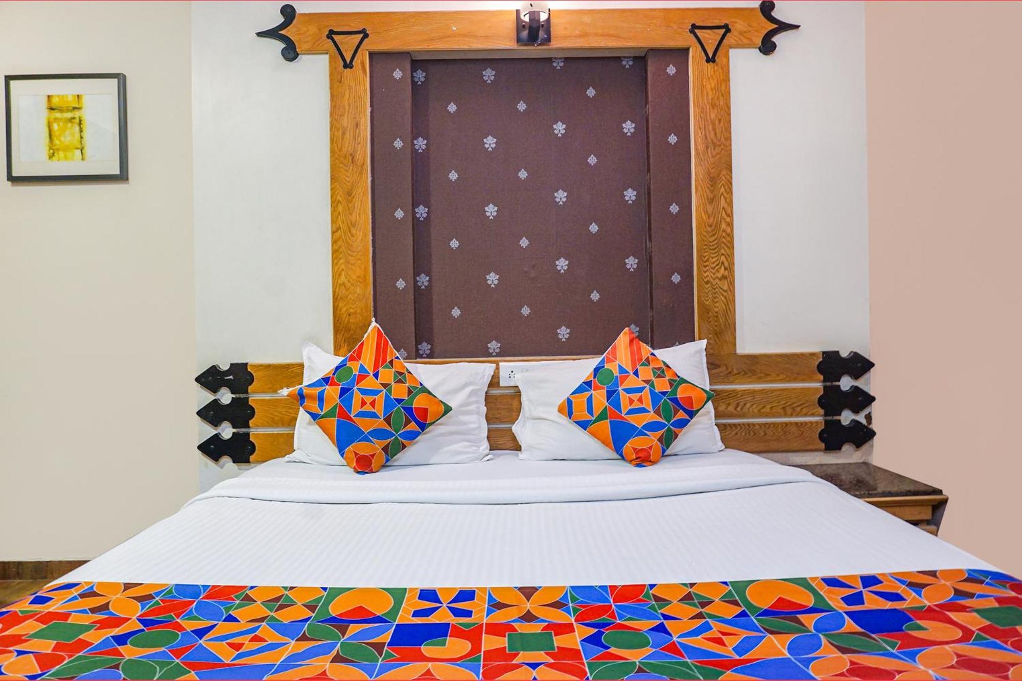 Fabhotel Prime Deccan 8 プネ エクステリア 写真