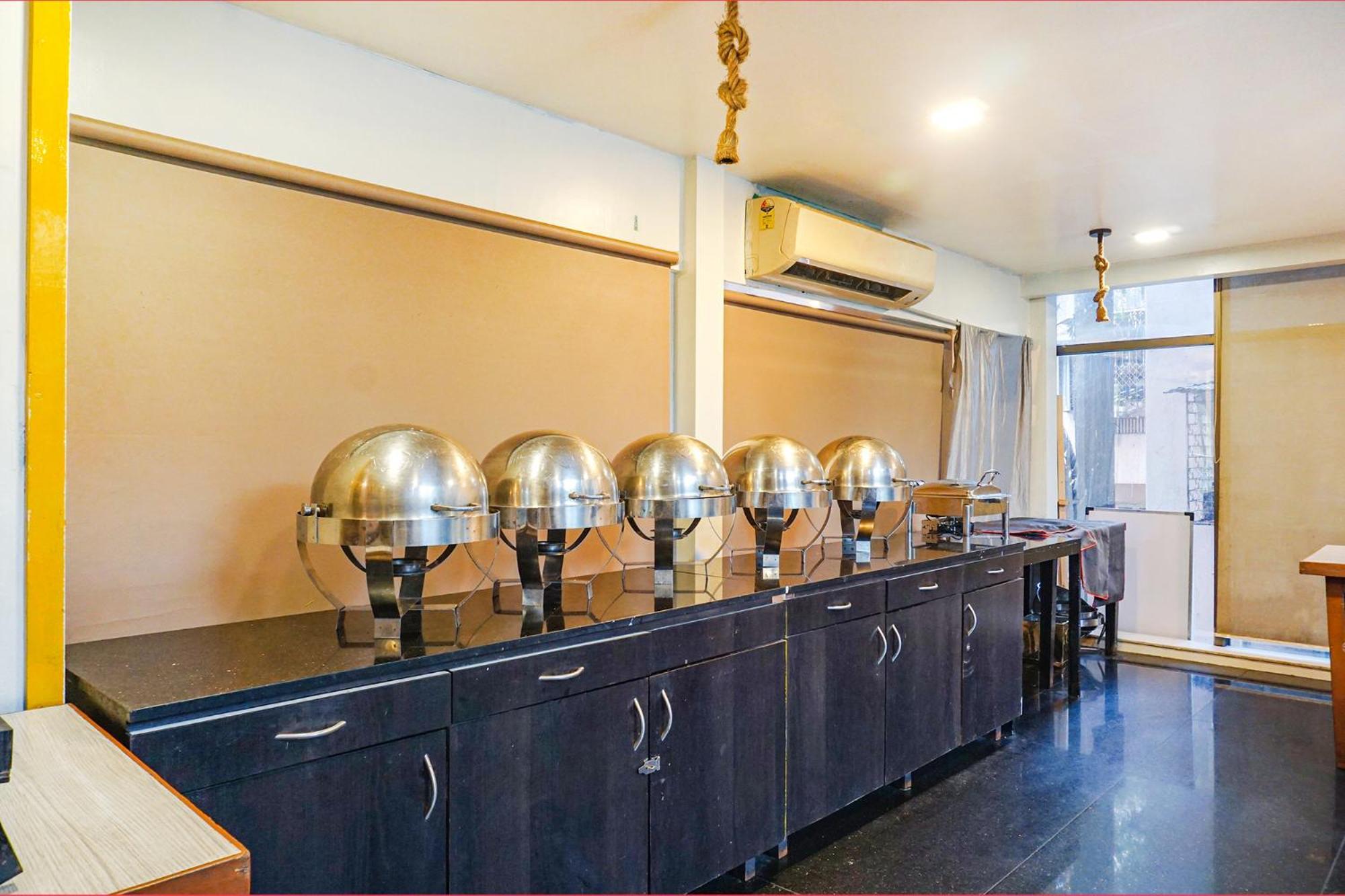 Fabhotel Prime Deccan 8 プネ エクステリア 写真