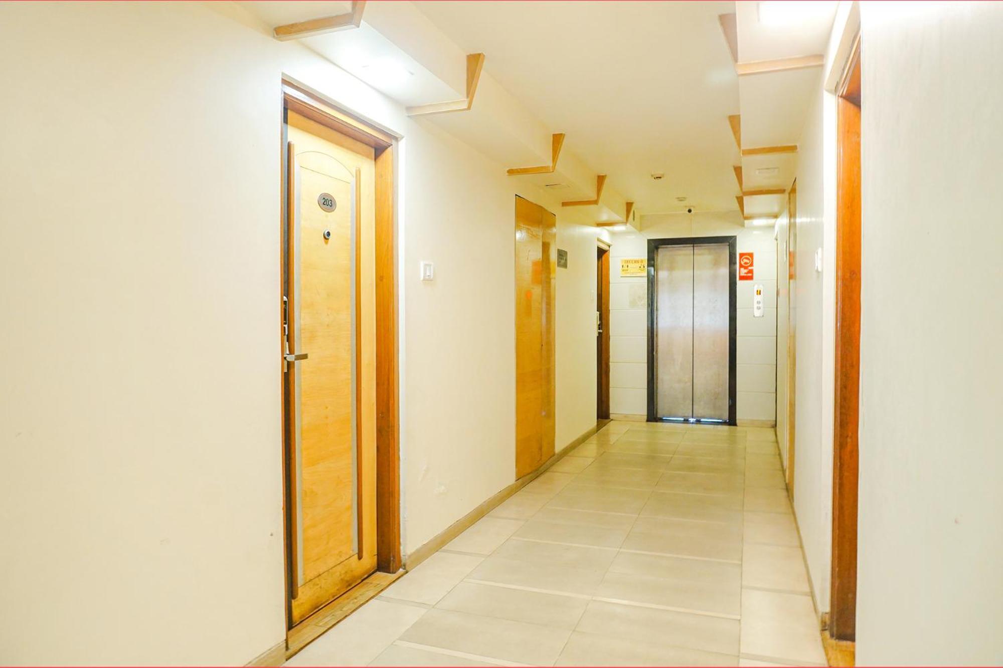 Fabhotel Prime Deccan 8 プネ エクステリア 写真