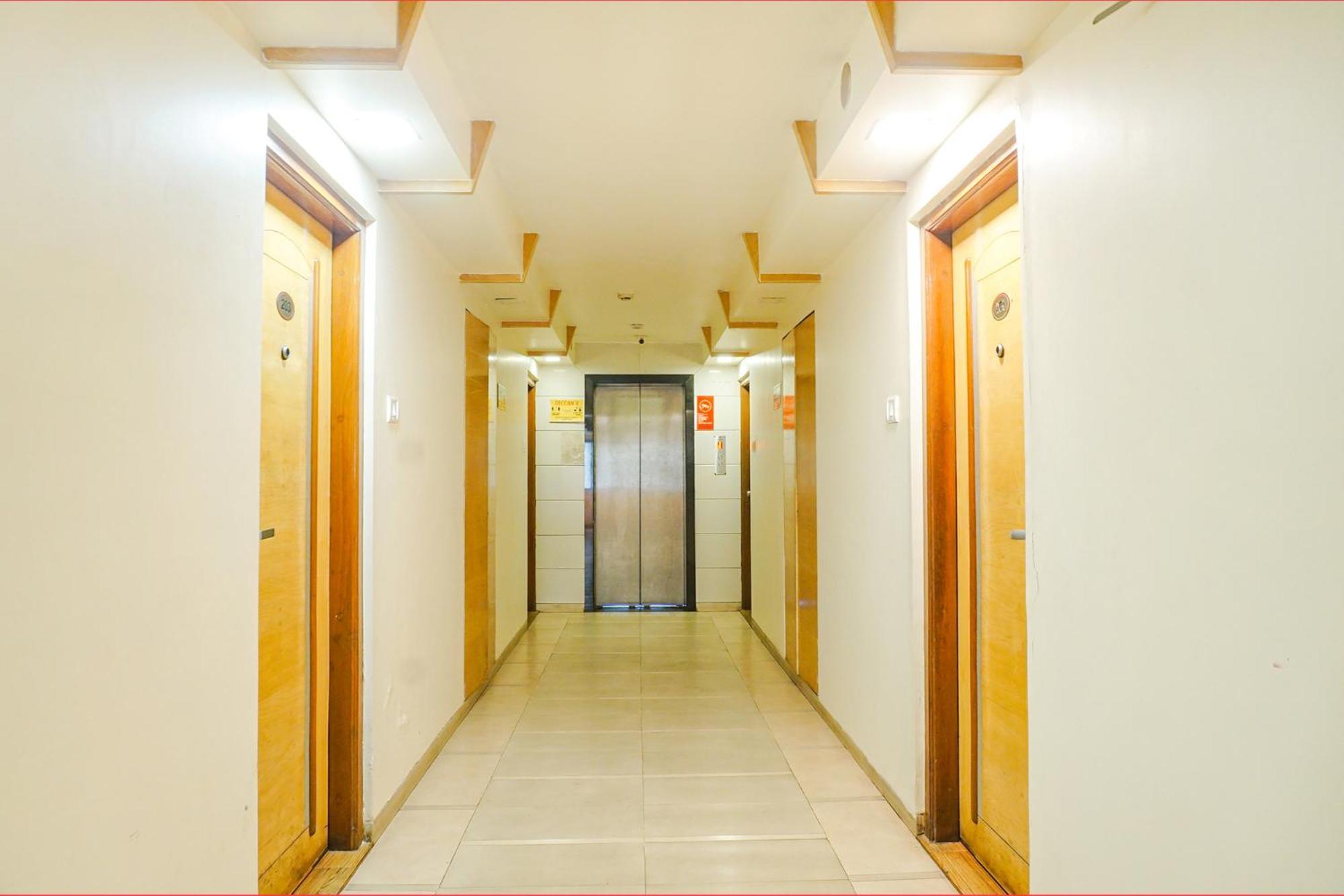Fabhotel Prime Deccan 8 プネ エクステリア 写真